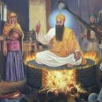 “जो खुद जलकर बुझा गया अत्याचार का अंधकार – जानिए गुरु अर्जुन देव जी की बलिदानी गाथा”
