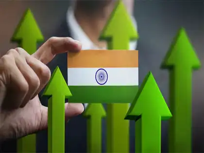 भारत की आर्थिक उछाल: अविराम गति के साथ दुनिया को पीछे छोड़ना