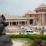श्रीराम जन्मभूमि मन्दिर परिसर स्थित अंगद टीला पर प्रभु श्रीराम लला की गिलहरी