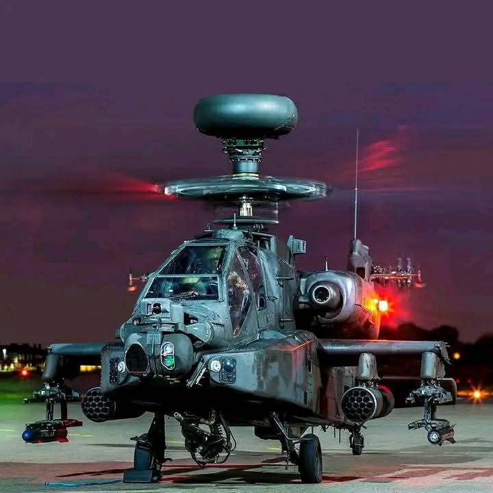 तीन एएच-64ई अपाचे अटैक हेलीकॉप्टरों की नई उड़ान: भारतीय सेना की शक्ति में आत्मनिर्भरता का एक नया अध्याय IMG 20251031 143531 617