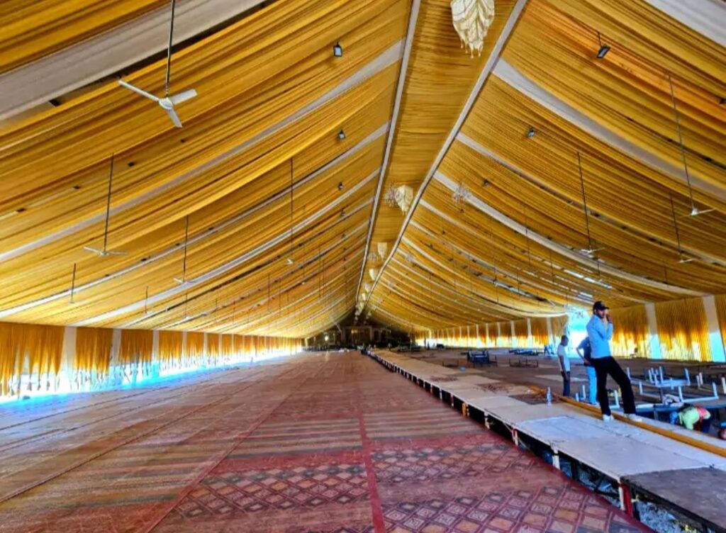 10000699845783428801927872308