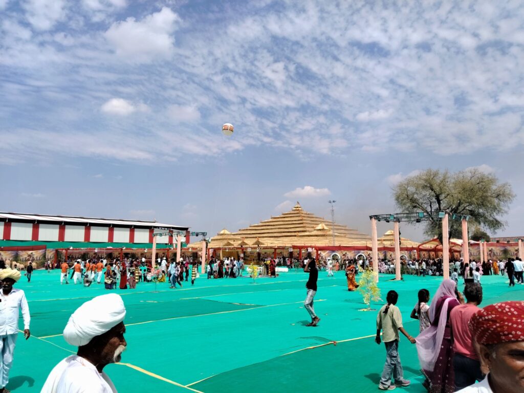 10000853641230067081311310832