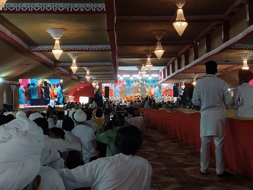 10000855516592557281159244520